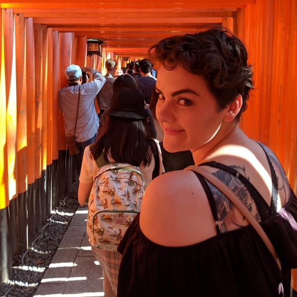 Meet your Posher, Therese - Picture 1 of 1